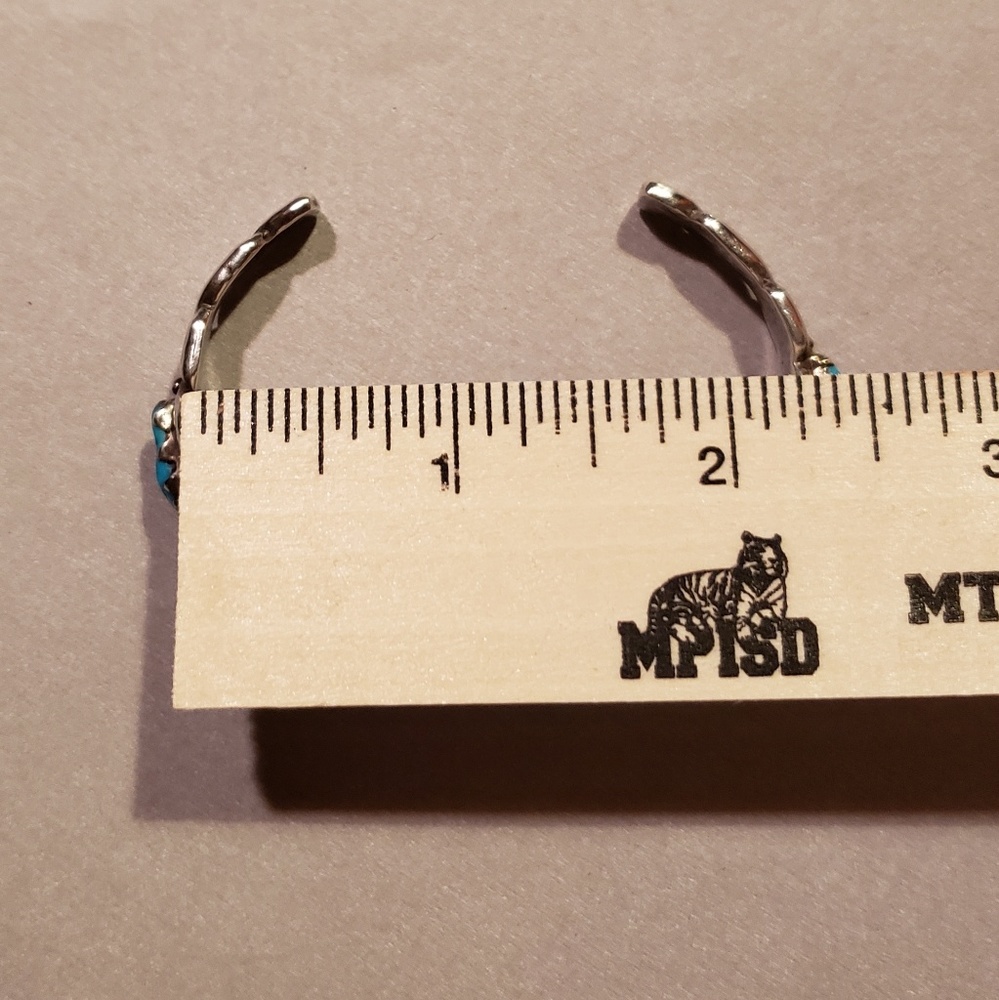 *SOLD* RARE A Quam Silver/Turquoise Bangle - Picture 7 of 8